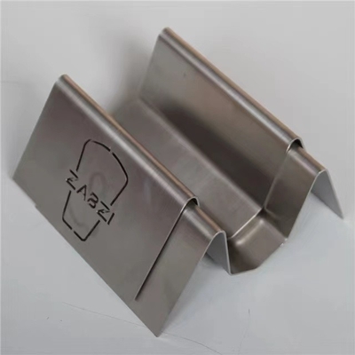 600m m 45 90 grados del CNC SS de la chapa del laser del doblez de acero inoxidable del corte