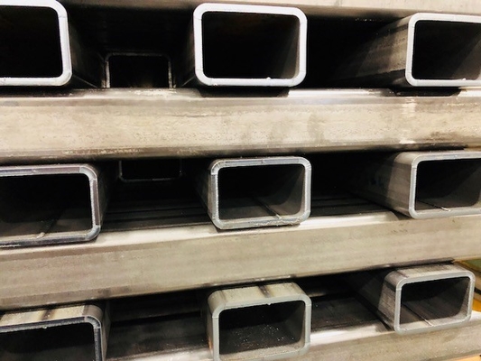 tubería de acero rectangular de los 6M Hot Rolled Square OEM suave de la tubería de acero de 2 pulgadas